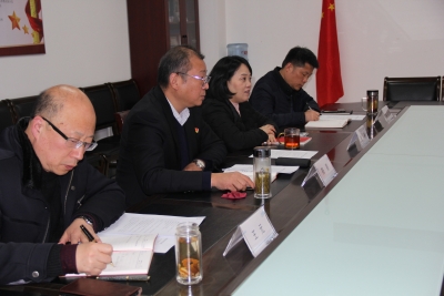 局党委理论学习中心组专题学习贯彻习近平总书记近期系列重要讲话指示精神